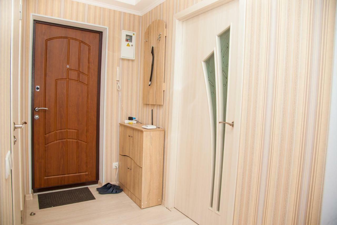 Semi-Luxury Apartment On Zaporozhskaya 9 Zaporizhia Eksteriør bilde