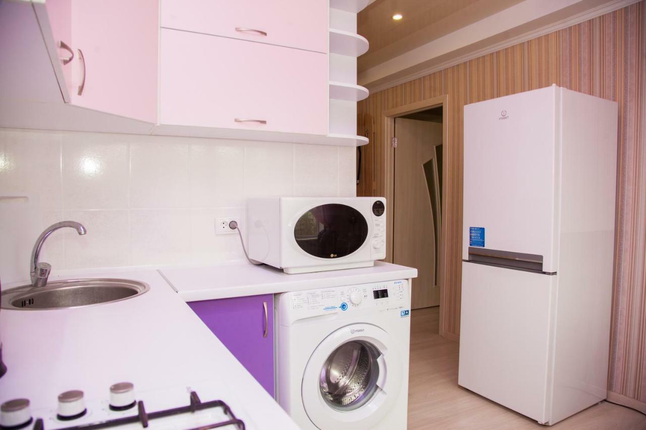 Semi-Luxury Apartment On Zaporozhskaya 9 Zaporizhia Eksteriør bilde